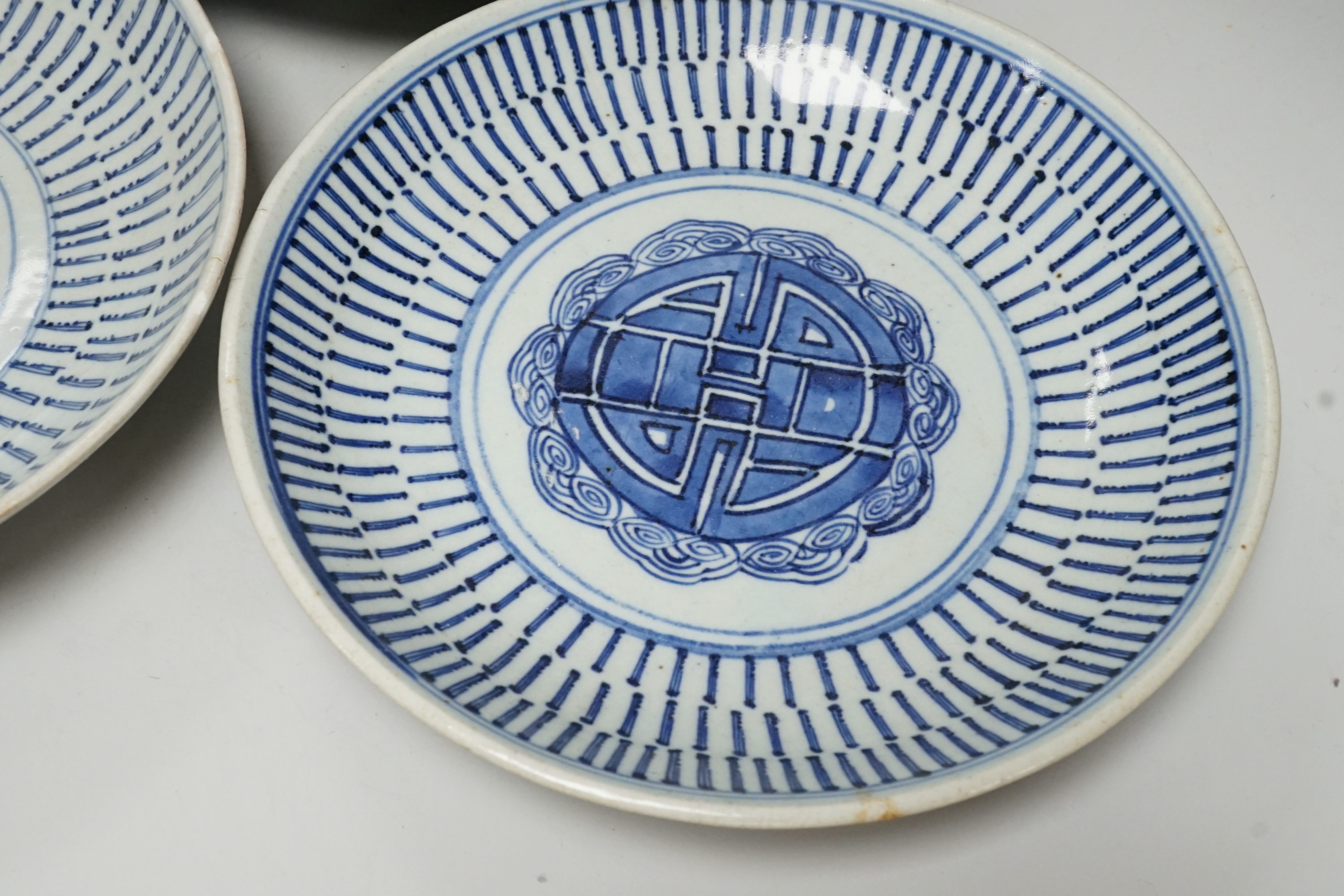 A small Nanking Cargo teabowl and saucer, and other 18th/19th century Chinese blue and white ceramics, tallest 21cm